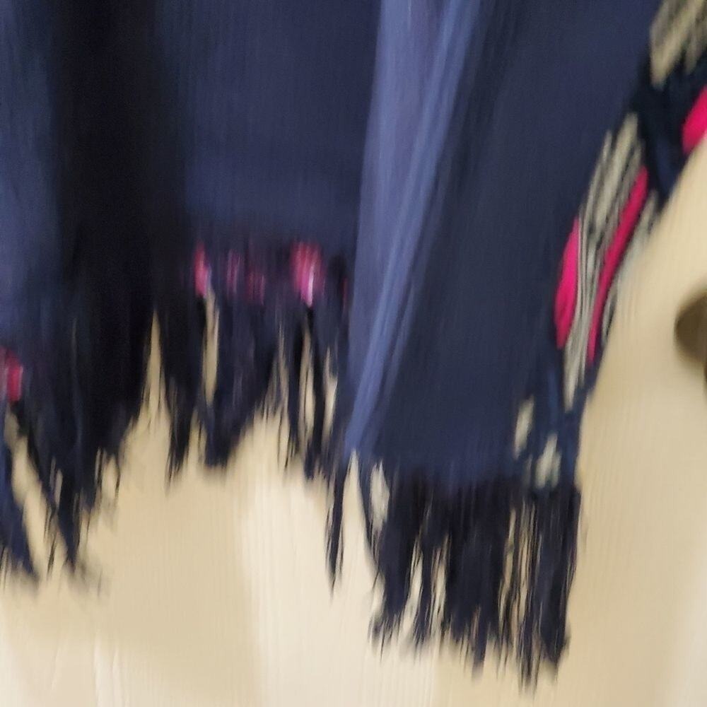 Umgee‎ Aztec oversized fringed statement sleeve sweater size s/m - Picture 3 of 6